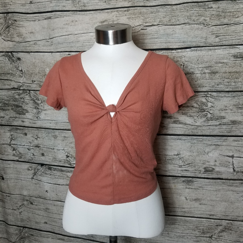 BOZZOLO top junior size Medium used in good condition.Z5